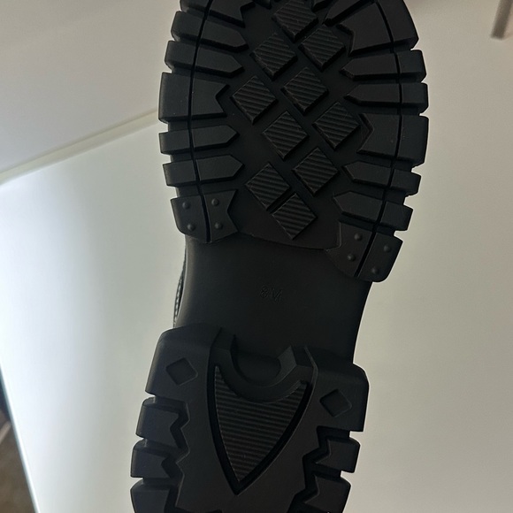 dELiA*s Kids Black Chunky Sneakers - Picture 3 of 5